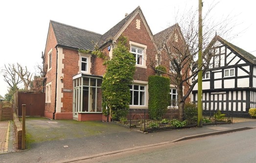 Holly Cottage Main Road,  Harlaston