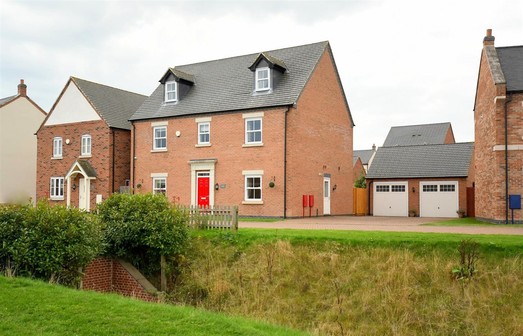 12 Bluebell Way,  Tutbury