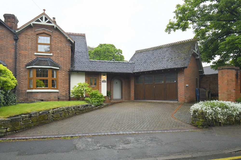 The Angle House - Rugeley Price: £350,000