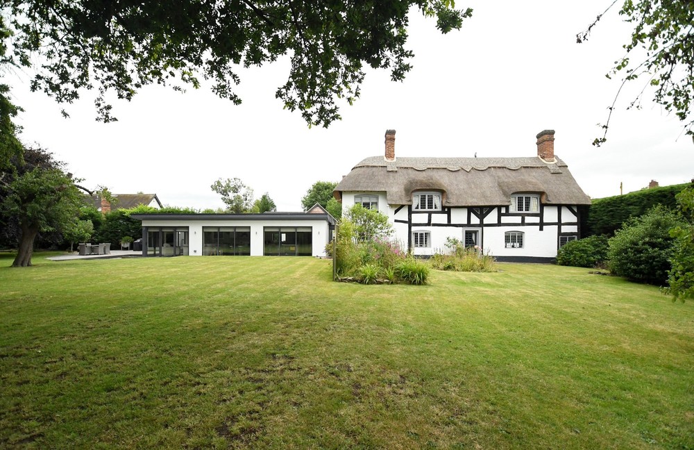 Discover Thatchover Cottage in Alrewas - £1,250,000