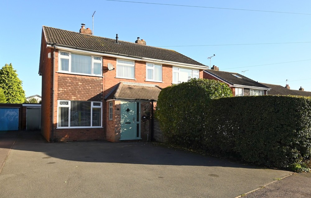 Ashtree Road, Barton under Needwood £250,000