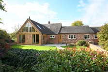 No Chain! Discover Cross Roads Farm,Hoar Cross £1,250,000